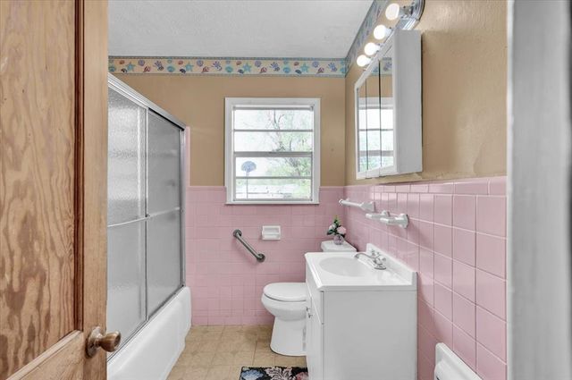 404 N 6th Street, Noble, OK 73068