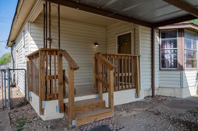 404 N 6th Street, Noble, OK 73068