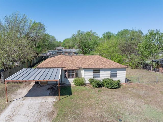404 N 6th Street, Noble, OK 73068