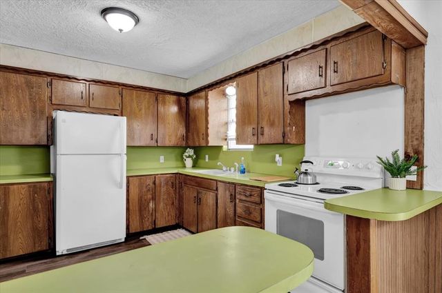 404 N 6th Street, Noble, OK 73068