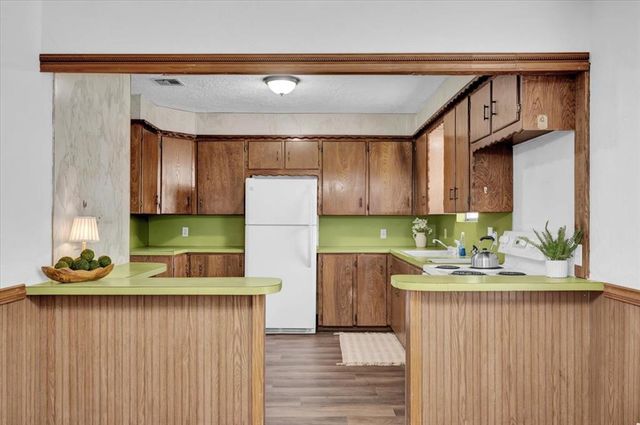 404 N 6th Street, Noble, OK 73068