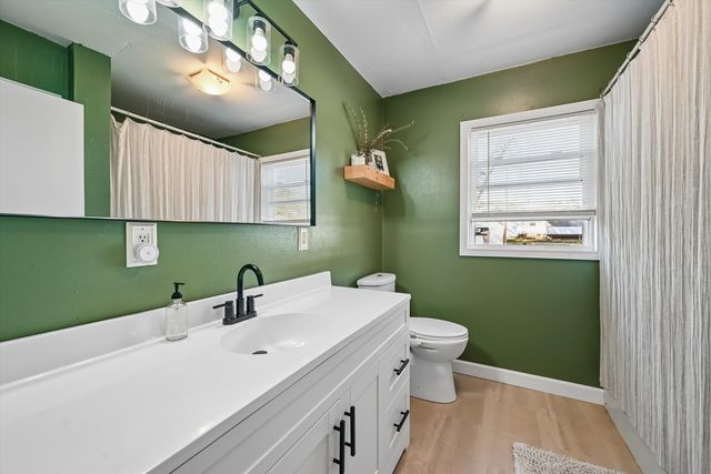 1620 NW 9th Street, Cedar Rapids, IA 52405