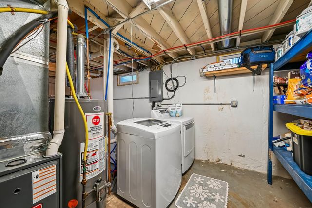 1620 NW 9th Street, Cedar Rapids, IA 52405