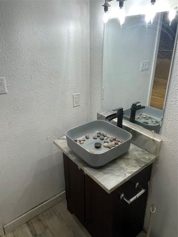 1401 W 9th Avenue, Corsicana, TX 75110