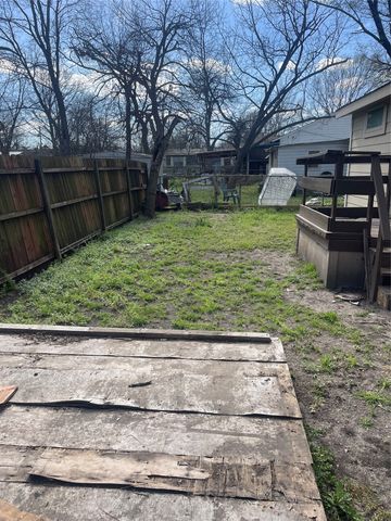 1401 W 9th Avenue, Corsicana, TX 75110