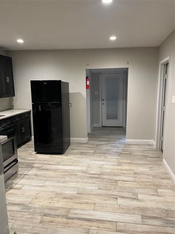 1401 W 9th Avenue, Corsicana, TX 75110