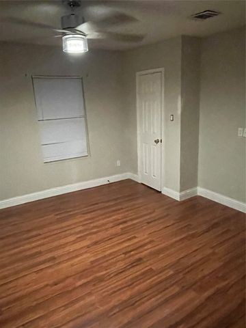 1401 W 9th Avenue, Corsicana, TX 75110