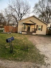 1401 W 9th Avenue, Corsicana, TX 75110