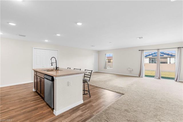 4216 20th ST SW, Lehigh Acres, FL 33976