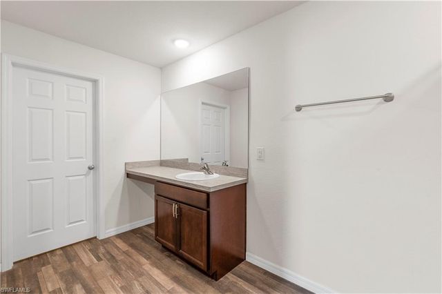 4216 20th ST SW, Lehigh Acres, FL 33976