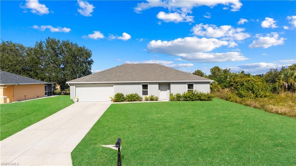 4216 20th ST SW, Lehigh Acres, FL 33976