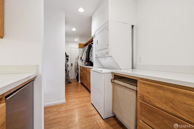 156 Lombard Street 37, San Francisco, CA 94111