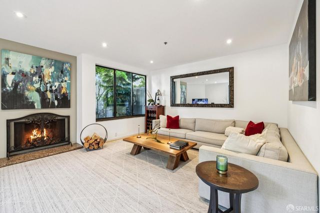 156 Lombard Street 37, San Francisco, CA 94111