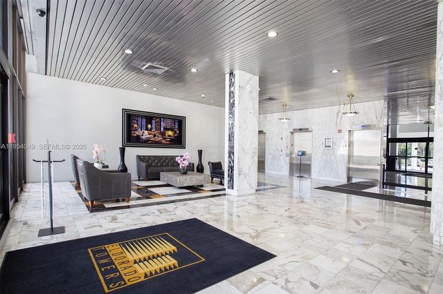 3675 N Country Club Dr 1102, Aventura, FL 33180