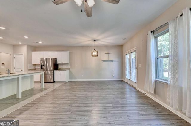 1930 Lanier Harbor Point, Buford, GA 30518