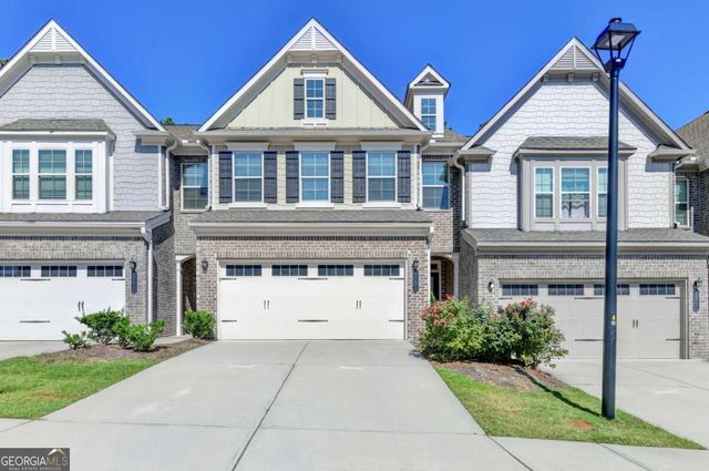 1930 Lanier Harbor Point, Buford, GA 30518