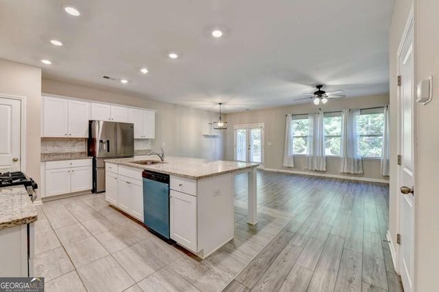 1930 Lanier Harbor Point, Buford, GA 30518
