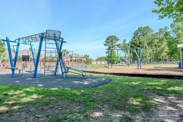 5928 Huntington Creek Blvd, Pensacola, FL 32526