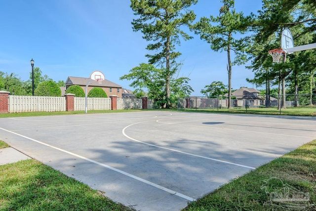 5928 Huntington Creek Blvd, Pensacola, FL 32526