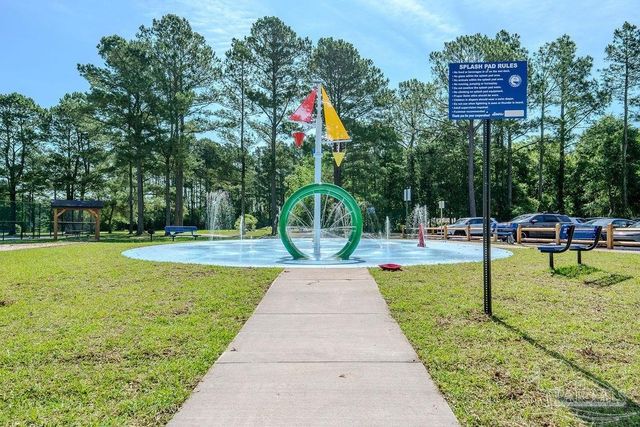 5928 Huntington Creek Blvd, Pensacola, FL 32526