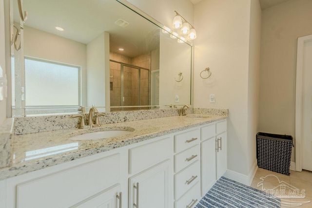 5928 Huntington Creek Blvd, Pensacola, FL 32526