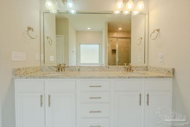 5928 Huntington Creek Blvd, Pensacola, FL 32526