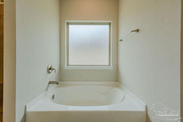 5928 Huntington Creek Blvd, Pensacola, FL 32526