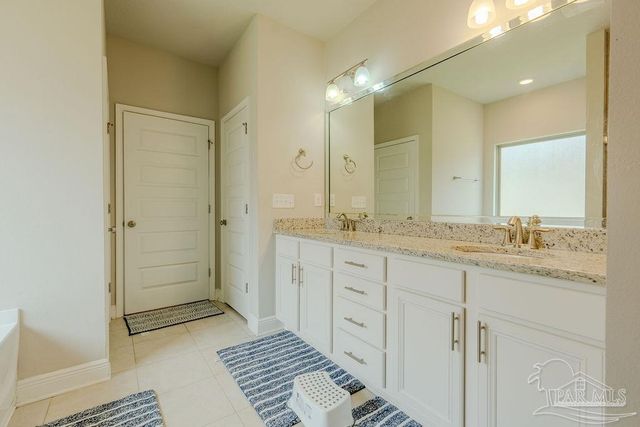 5928 Huntington Creek Blvd, Pensacola, FL 32526