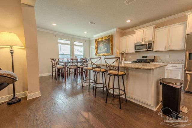 5928 Huntington Creek Blvd, Pensacola, FL 32526