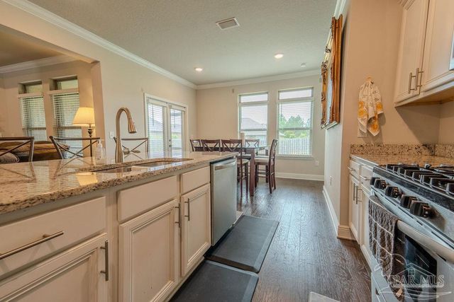 5928 Huntington Creek Blvd, Pensacola, FL 32526