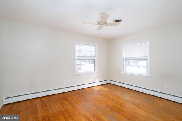 207 S 7TH ST, Denton, MD 21629