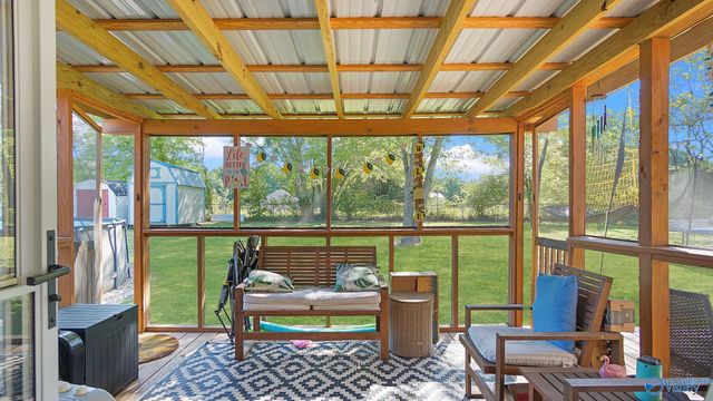 1844 NW Peach Orchard Road, Hartselle, AL 35640