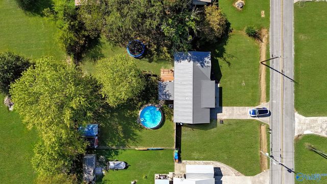 1844 NW Peach Orchard Road, Hartselle, AL 35640