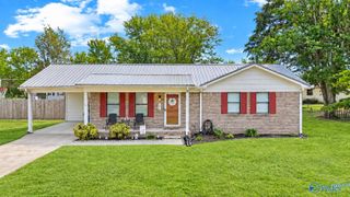 1844 NW Peach Orchard Road, Hartselle, AL 35640