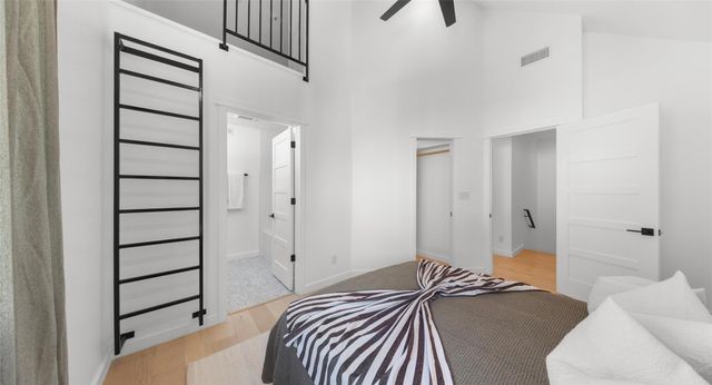 5912 Harold CT 107, Austin, TX 78721
