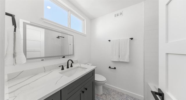 5912 Harold CT 107, Austin, TX 78721
