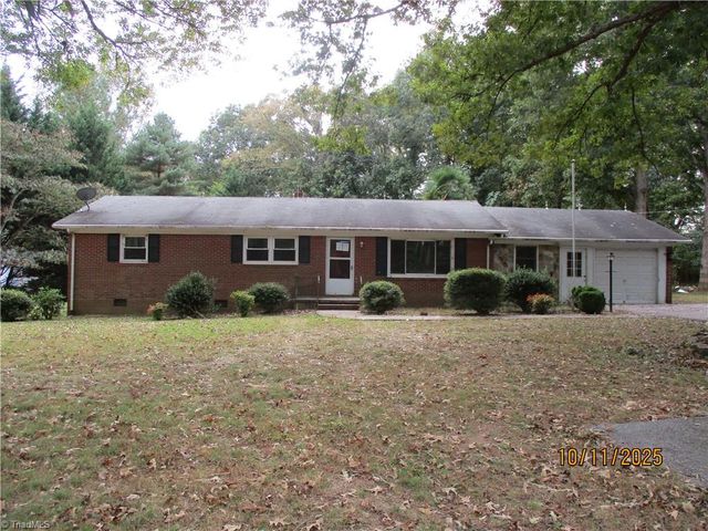 3736 Buffalo Ford Road, Asheboro, NC 27205