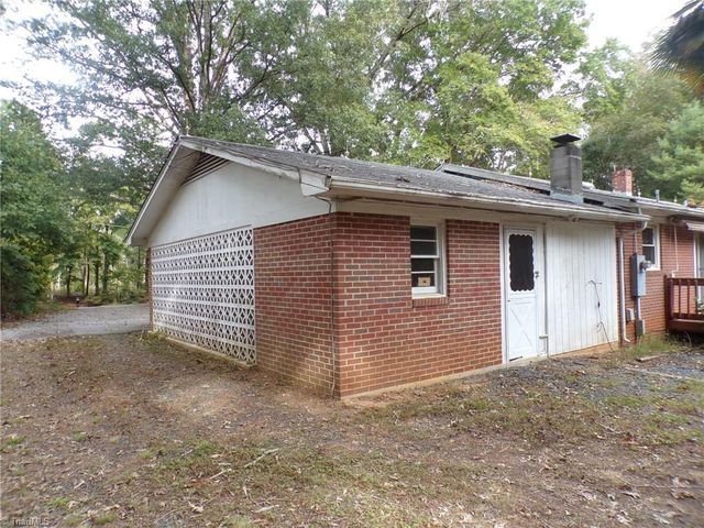3736 Buffalo Ford Road, Asheboro, NC 27205