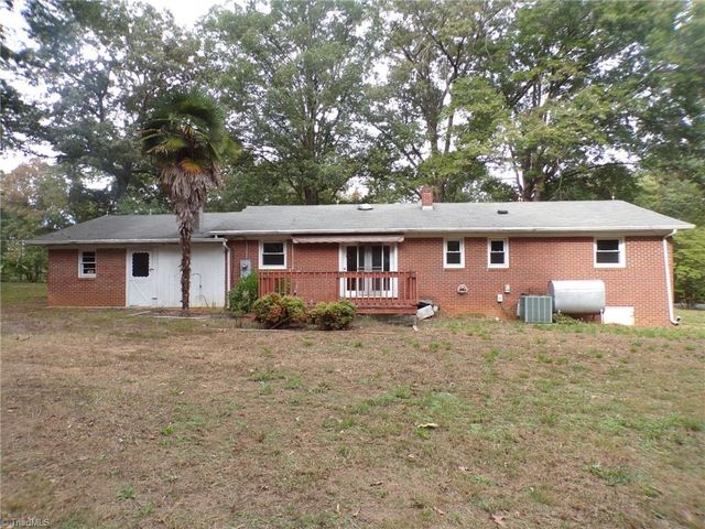 3736 Buffalo Ford Road, Asheboro, NC 27205