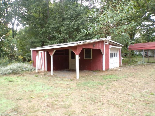 3736 Buffalo Ford Road, Asheboro, NC 27205