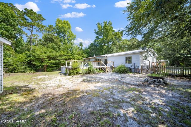 63 Warwick Court, Hampstead, NC 28443
