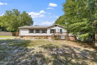 63 Warwick Court, Hampstead, NC 28443