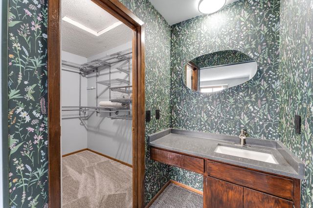 4208 W 124th Street, Savage, MN 55378