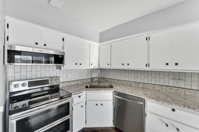 4208 W 124th Street, Savage, MN 55378