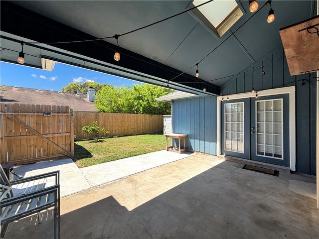 3401 Picadilly Lane, Corpus Christi, TX 78414