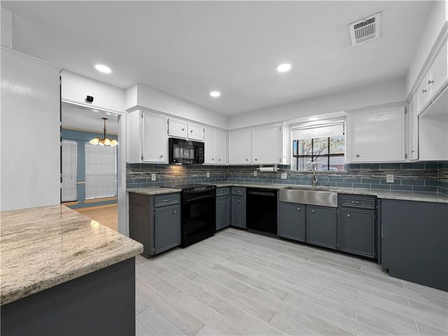 3401 Picadilly Lane, Corpus Christi, TX 78414