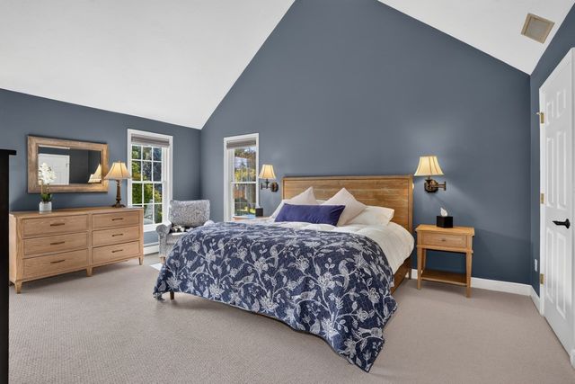 6 Beaver Brook Dr, Holliston, MA 01746