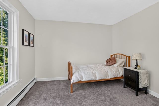 6 Beaver Brook Dr, Holliston, MA 01746