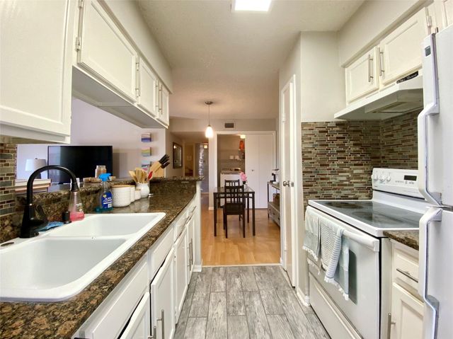 3100 Jeanetta Street 802, Houston, TX 77063