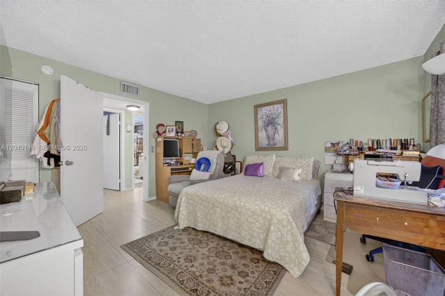 8415 SW 107th Avenue 240W, Miami, FL 33173